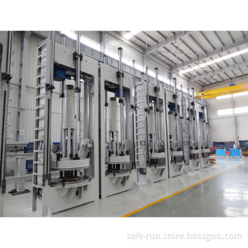 Tyre Shaping and Curing Press